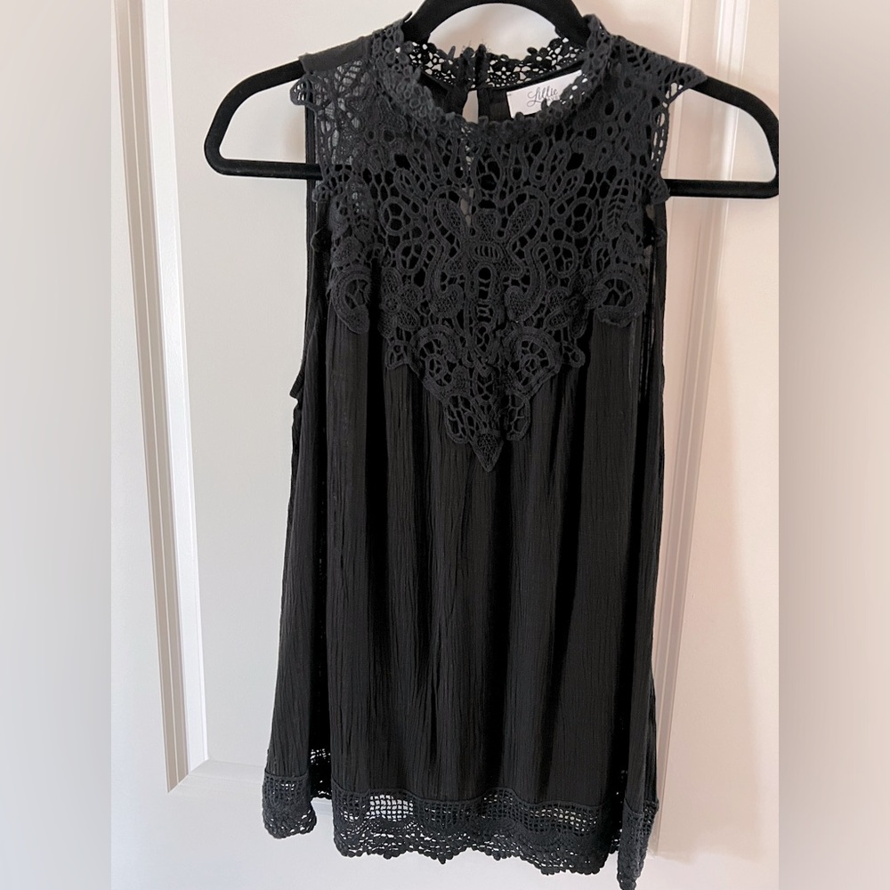 Sleeveless top